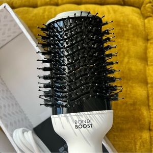 **Moving Sale** BondiBoost Blowout Brush, NIB New in Box